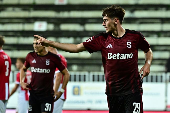MOL Cup: Žižkov - Sparta 0:5. Vojta se blýskl hattrickem. Sigma v poháru končí MOL Cup: Žižkov - Sparta 0:5. Vojta se blýskl hattrickem. Sigma v poháru končí