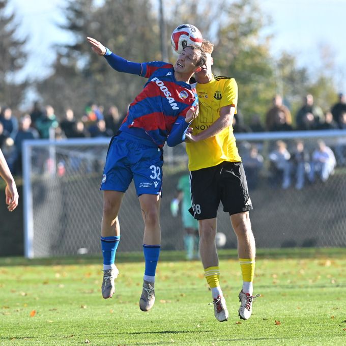ONLINE: Nové Sady - Plzeň 0:0. Potvrdí Viktoria roli favorita? V brance Wiegele, hraje i Hejda ONLINE: Nové Sady - Plzeň 0:0. Potvrdí Viktoria roli favorita? V brance Wiegele, hraje i Hejda