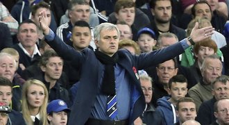 Čech má nejspíš smůlu. Nechci prodávat ani nakupovat, řekl Mourinho