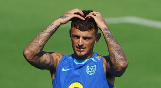 MS ve fotbale 2022 ONLINE: Ztráta pro Anglii, obránce už se nevrátí