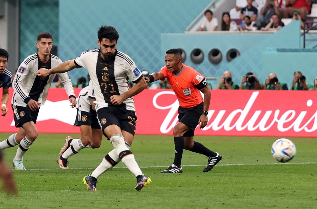 Ilkay Gündogan proměnil proti Japonsku penaltu