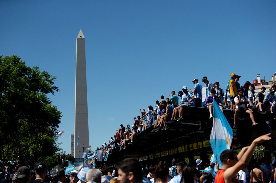 Argentinští fanoušci se v Buenos Aires chystají na oslavný ceremoniál mistrů světa