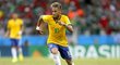 Obarvený Brazilec Neymar oslnil spíš zmenou vizáže než výkonem.