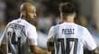 Javier Mascherano a Lionel Messi - právě tihle dva mají v argentinském týmu největší slovo