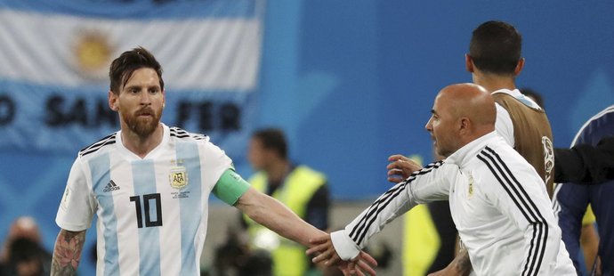 Lionel Messi slavil svou branku s kritizovaným trenérem Sampaolim