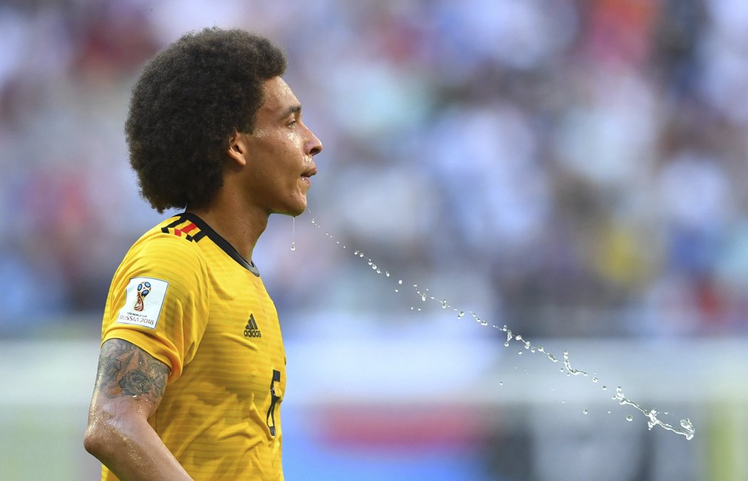 Belgičan Axel Witsel v utkání s Anglií