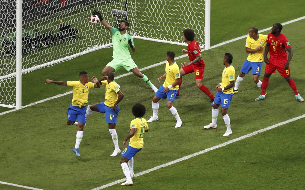 Fernandinho si dal nešťastný vlastní gól