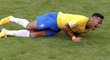 Trenér Mexika kritizoval Brazilce, především Neymara, za simulování