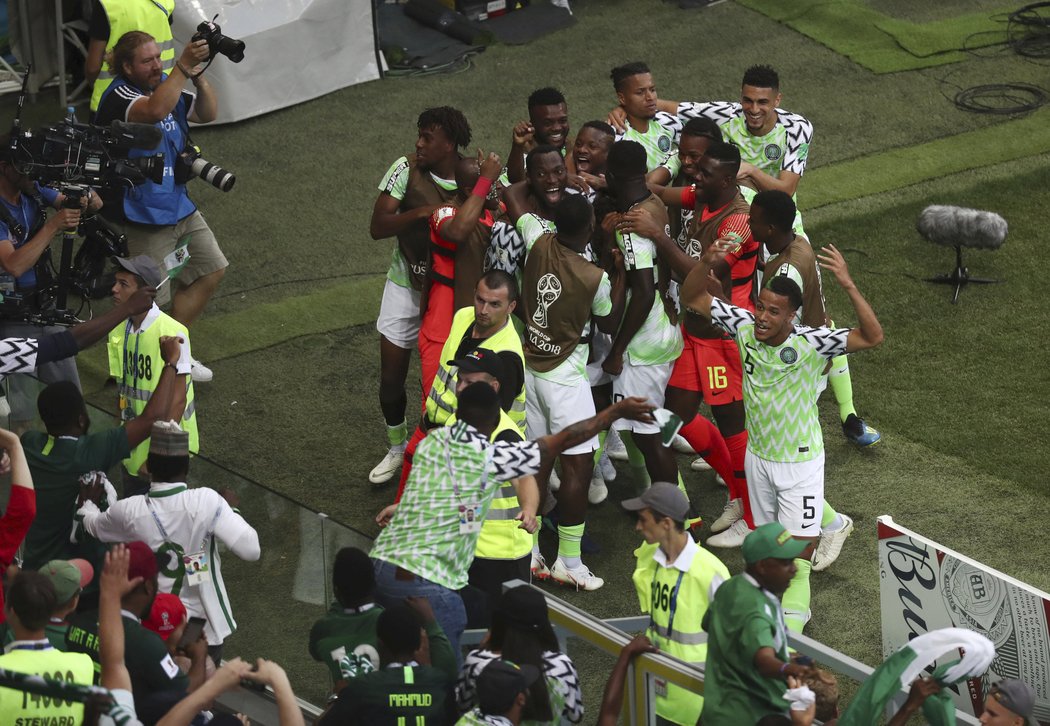 Ohromná radost Nigerijců po druhé trefě Musy