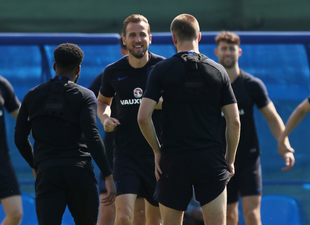 Harry Kane na tréninku anglické reprezentace před soubojem s Belgií