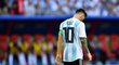 Zklamaný Lionel Messi po prohře s Francií v osmifinále