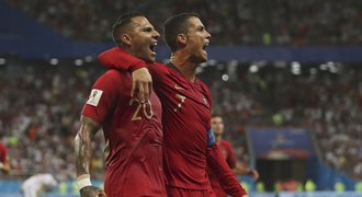 Írán – Portugalsko 1:1. Ronaldo nedal penaltu, pak se bál o postup