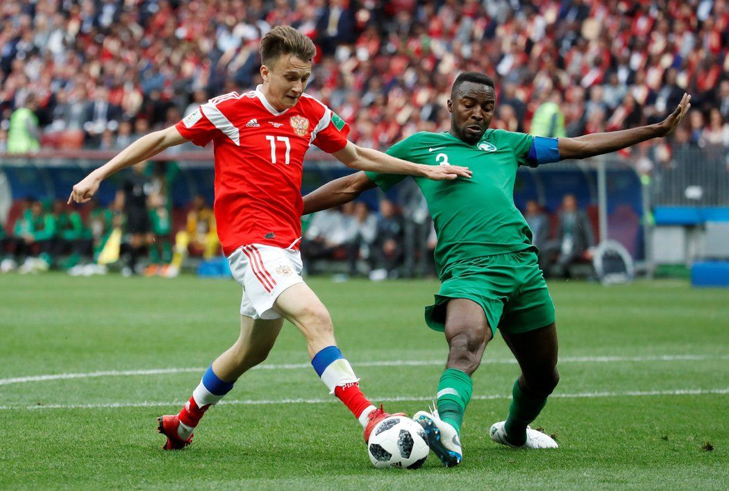 Aleksandr Golovin řídil výhru Ruska nad Saúdskou Arábií