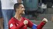 Cristiano Ronaldo slaví svojí druhou trefu v zápase proti Španělsku