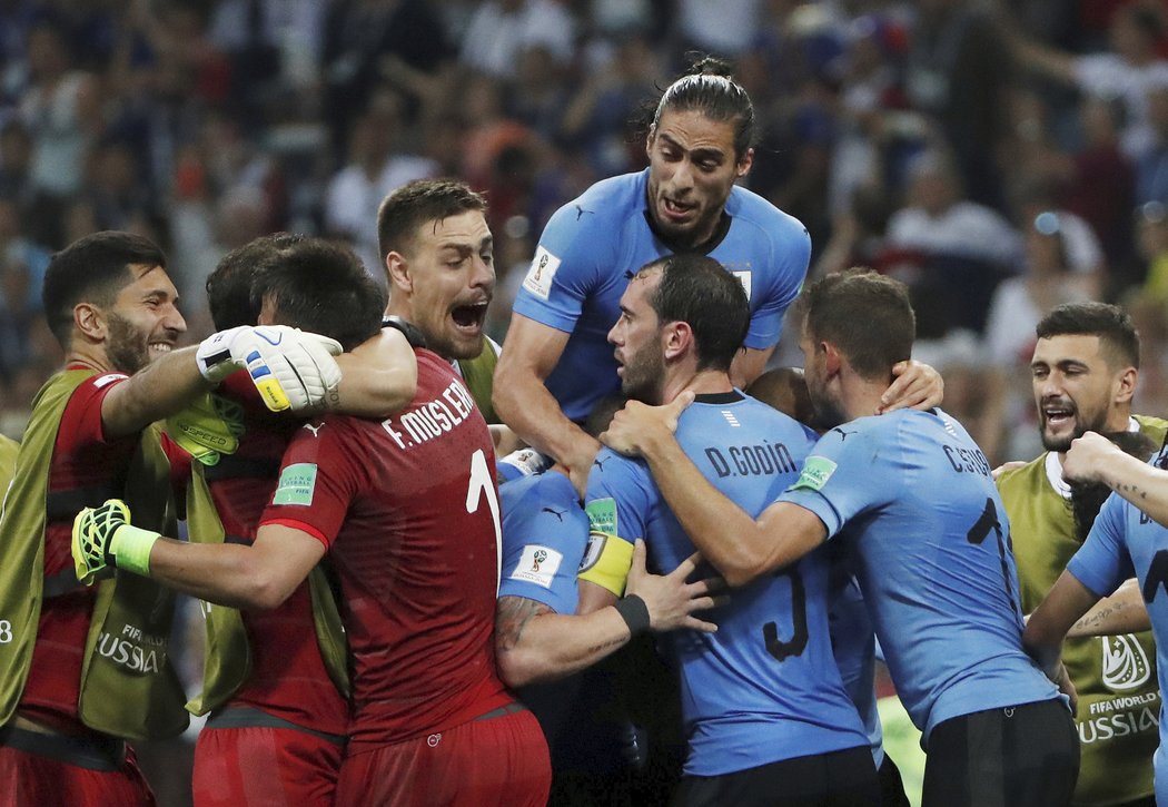Uruguay jde dál! Jihoamerická země postupuje do čtvrtfinále