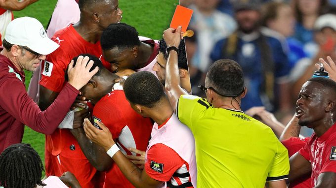 Výhoda pro Argentinu: videorozhodčí odhalili simulanta, ze hřiště odešel v slzách Výhoda pro Argentinu: videorozhodčí odhalili simulanta, ze hřiště odešel v slzách