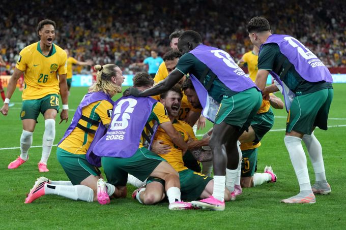 ONLINE: Austrálie - Turecko 2:0. Přes nápor favorita soupeř parádní trefou navyšuje vedení ONLINE: Austrálie - Turecko 2:0. Přes nápor favorita soupeř parádní trefou navyšuje vedení