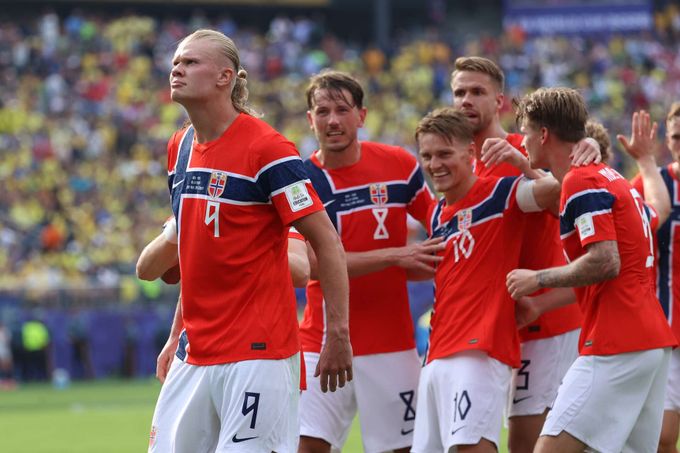 MS ve fotbale ONLINE: Hluk, plíseň a kouř. Haalandova parta po dni „prchla“ z hotelu MS ve fotbale ONLINE: Hluk, plíseň a kouř. Haalandova parta po dni „prchla“ z hotelu