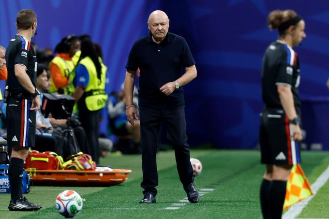 Spor s Koubkem o výkon! Brutální hodnocení, slovo zanďour nepřijímám, odrážel kritiku Spor s Koubkem o výkon! Brutální hodnocení, slovo zanďour nepřijímám, odrážel kritiku