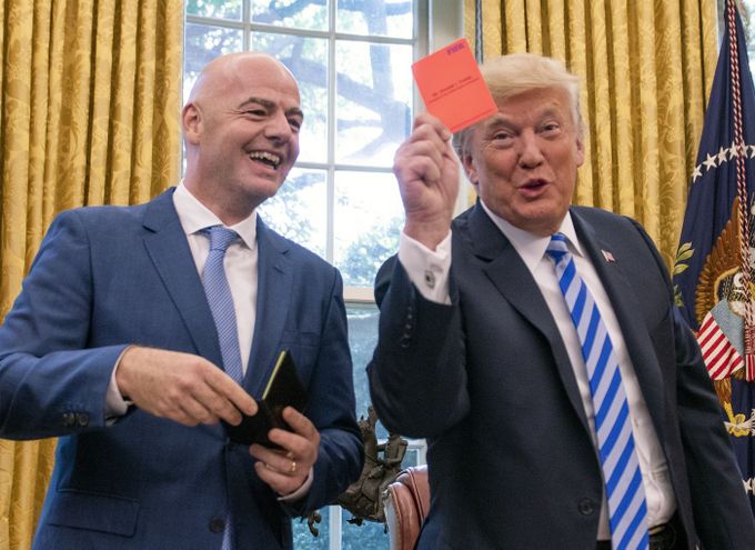 MS ve fotbale ONLINE: Trump popsal hovor s Infantinem. FIFA zamítla protest Belgie MS ve fotbale ONLINE: Trump popsal hovor s Infantinem. FIFA zamítla protest Belgie