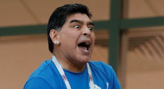 Argentina v krizi: Maradona chce do šatny, kolem Messiho bují konspirace