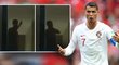 Cristiano Ronaldo v noci prosil íránské fanoušky, aby ho nechali vyspat