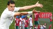 Portugalský obránce Pepe při závěrečné strkanici v utkání s Marokem přihrál pád