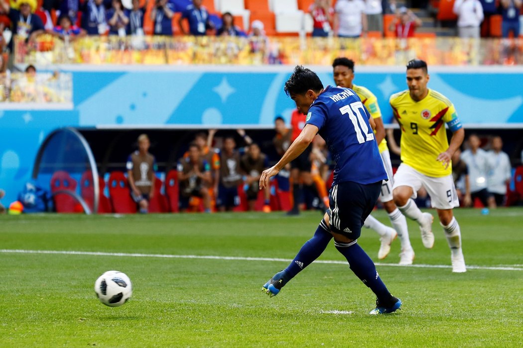 Zkušený záložník Japonska Šindži Kagawa proměnil proti Kolumbii hned v úvodu penaltu