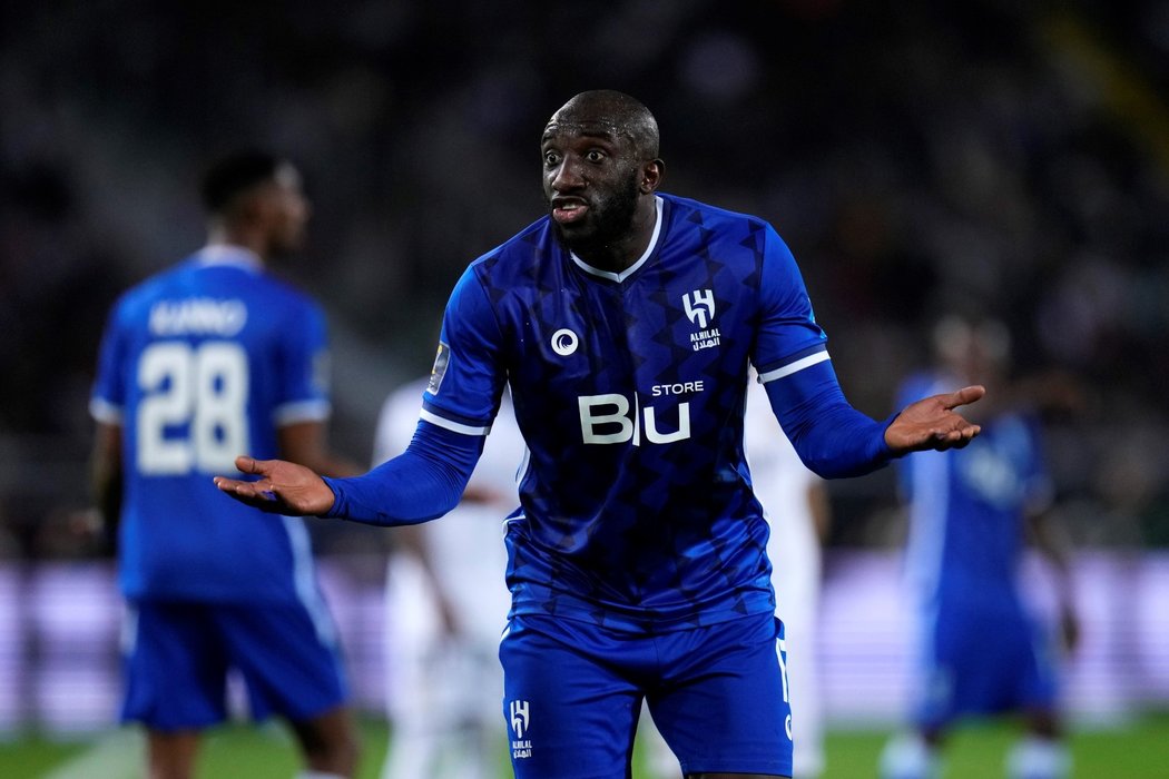 Střelec saúdskoarabského celku Moussa Marega