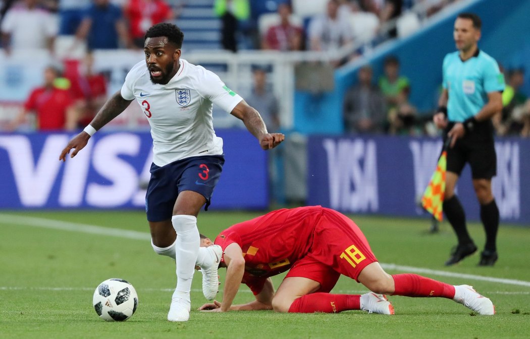 Angličan Danny Rose se vymanil z kontroly belgického soupeře