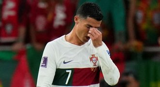 Ronaldo odcházení nezvládá. Škoda, král má trůn přenechat důstojně