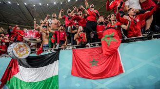 Maročané šokují v Kataru. Fotbalová posedlost se míchá s nacionalismem, přestože je většina hráčů z Evropy
