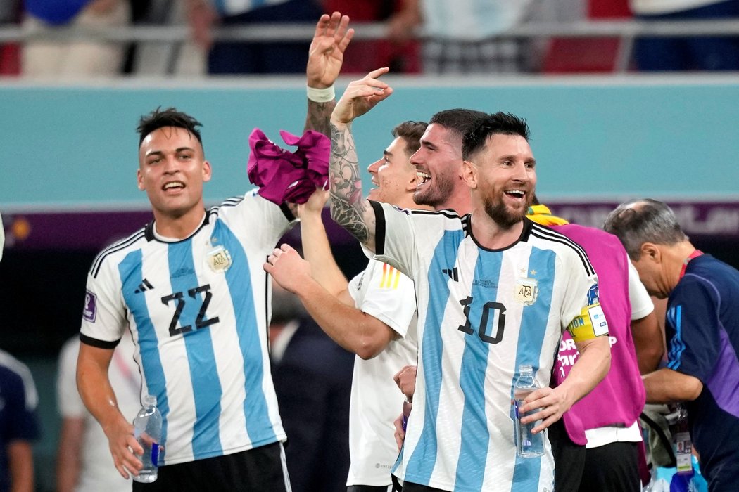 Lionel Messi se raduje