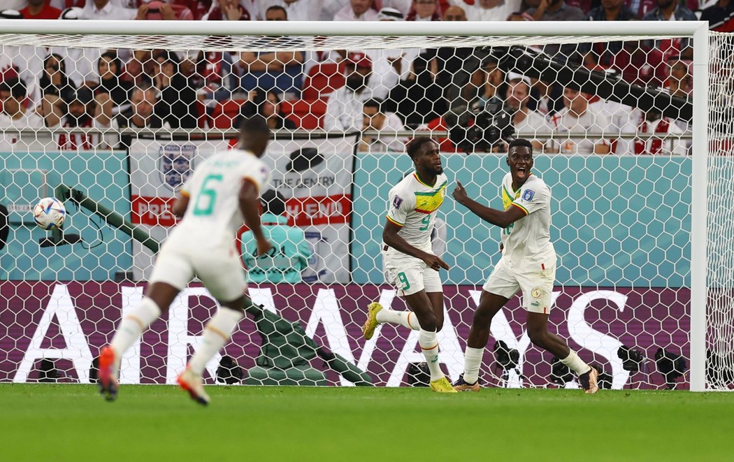 Boulaye Dia dal v zápase s Katarem první gól Senegalu