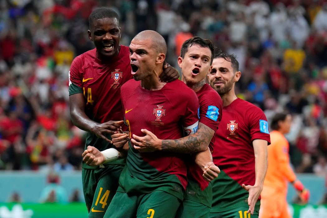 Pepe oslavuje vstřelený gól