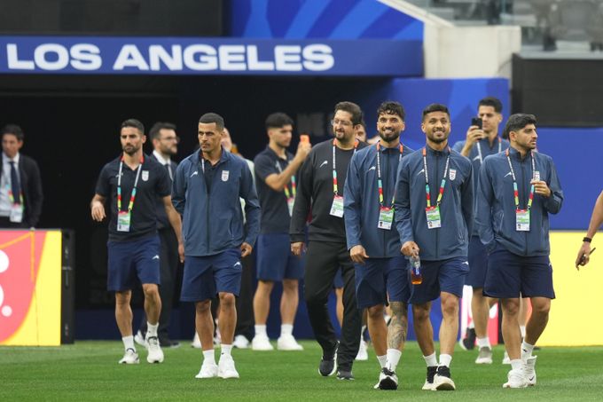 Íránci o komplikacích před MS: Neprožíváme tu krásnou zkušenost. Otázky na fotbal? Žádné Íránci o komplikacích před MS: Neprožíváme tu krásnou zkušenost. Otázky na fotbal? Žádné