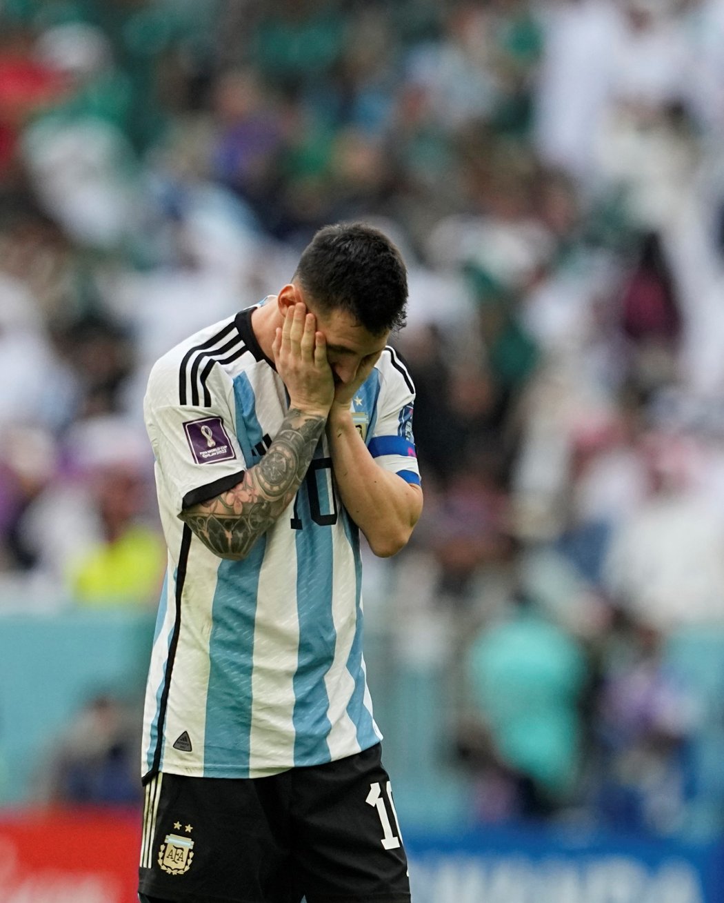 Po prohře se Saúdskou Arábií byl Messi hodně zklamaný. Nyní ho ovšem dělí jediná výhra od vysněného finále