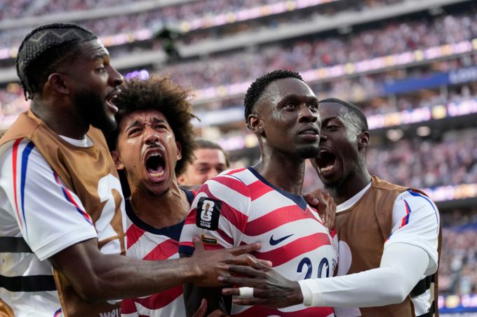 USA - Paraguay 4:1. Drtivá výhra Spojených států na úvod, dvěma góly zazářil Balogun USA - Paraguay 4:1. Drtivá výhra Spojených států na úvod, dvěma góly zazářil Balogun