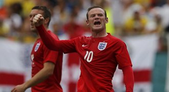 Rooney dal gól a odpaluje kritiku: Řeči Scholese mě nezajímají