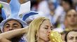 Fanynka Argentiny při úvodním zápase na šampionátu v Brazílii proti Bosně