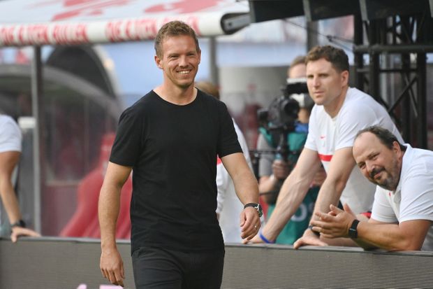 Julian Nagelsmann už trénuje Bayern Julian Nagelsmann už trénuje Bayern