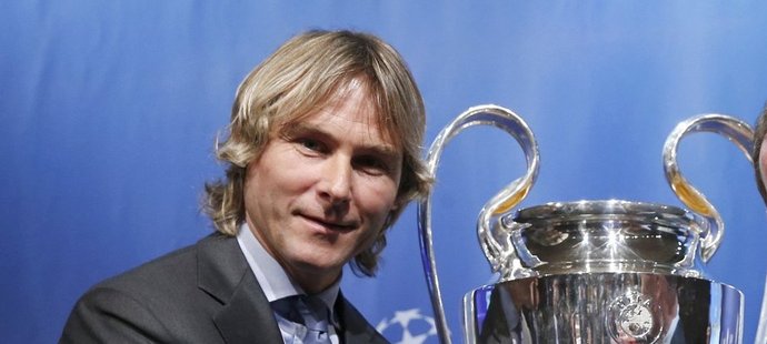 Legendární český fotbalista Pavel Nedvěd dobře ví o kvalitách Barcelony, přesto by ve finále Ligy mistrů pochopitelně přál triumf svému Juventusu Turín.