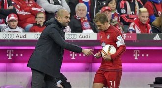 Tahák od Guardioly! Lahm hrál s papírem v ruce, co na něm bylo?