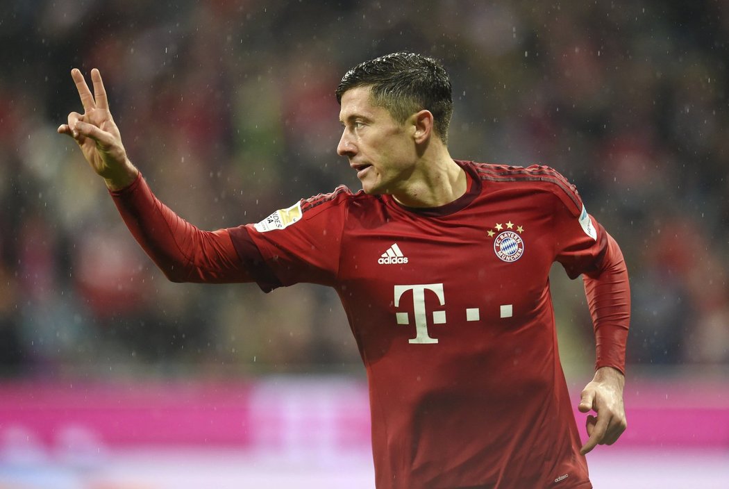 Polský útočník Robert Lewandowski vstřelil Hoffenheimu dva góly