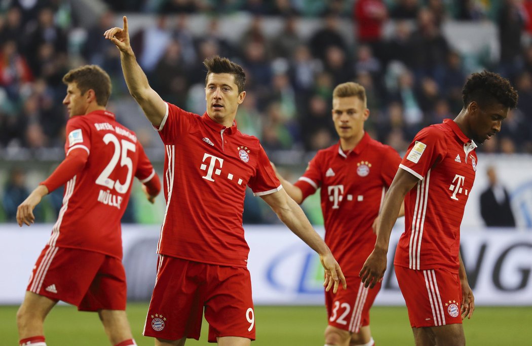 Robert Lewandowski se vyšvihl do čela tabulky střelců a Bayern slaví mistrovský titul