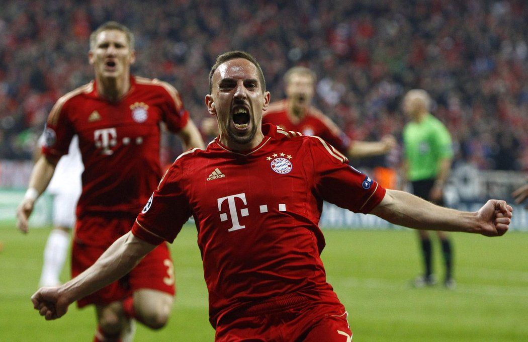 Frank Ribéry se raduje z vedoucí branky proti Realu