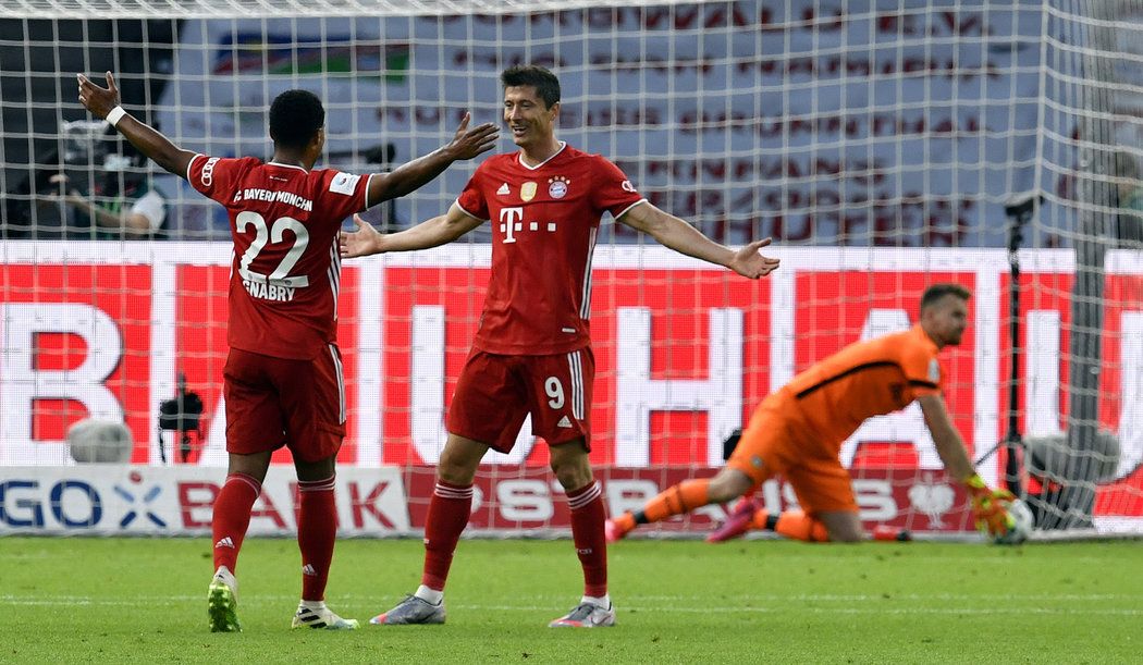 Bayern postoupil do semifinále přesvědčivým vítězstvím nad Barcelonou