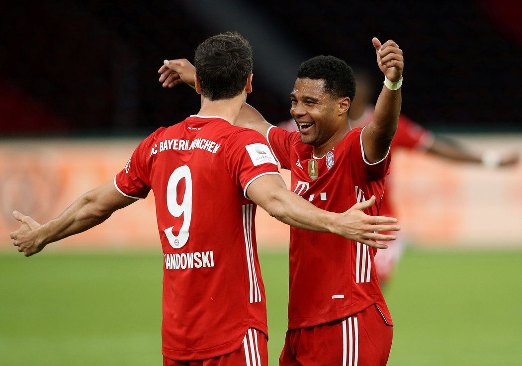 Třetí gól Bayernu ve finále vstřelil Robert Lewandovski