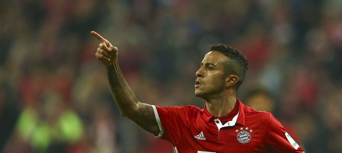 Thiago vstřelil třetí gól Bayernu