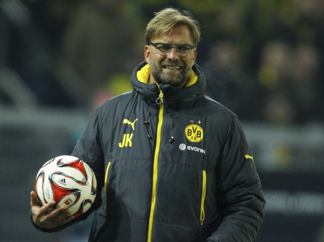 Trenér Borussie Dortmund Jürgen Klopp po porážce od Augsburgu